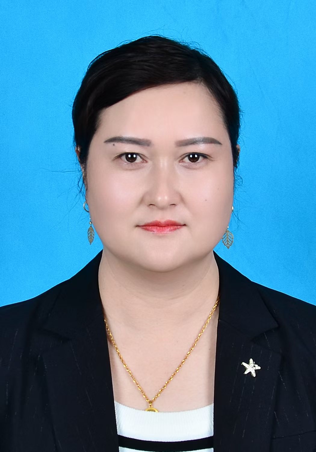 高級(jí)育嬰師——鄒孝群